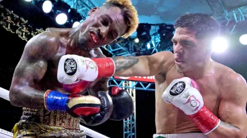 Brian Castaño se vengó de Jermell Charlo tras saber de su lesión