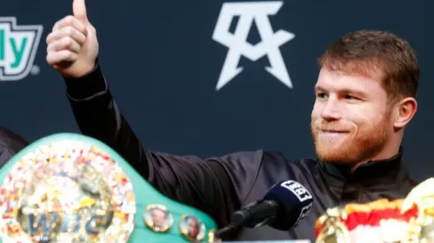 Sonríe Canelo Álvarez por la declaración del CMB por su eliminatoria mundialista.
