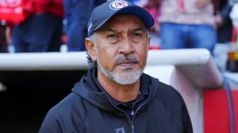 El Potro Gutiérrez fue cesado de Cruz Azul.