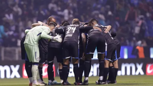 Cruz Azul dejaría ir a dos históricos.
