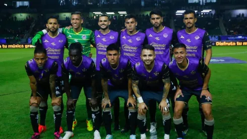 Jugadores del Mazatlán perdieron apuesta con Salinas Pliego.
