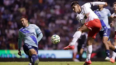 Pocho Guzmán advierte al América en la previa al Clásico Nacional.
