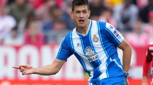 César Montes se presenta con Espanyol.
