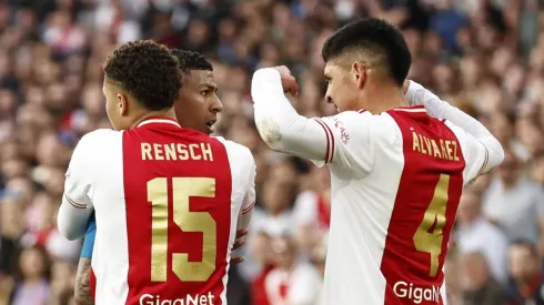 ROTTERDAM - (lr) Devyne Rensch of Ajax, Patrick van Aanholt of PSV Eindhoven, Edson Alvarez of Ajax shows muscles during