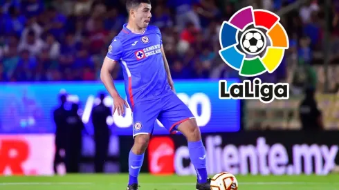 Erik Lira es seguido por un equipo de España.