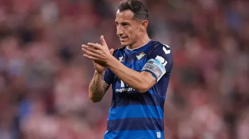 Andrés Guardado seguiría en el Betis