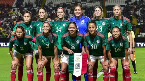 La Selección Femenina se mide ante Barcelona en un amistoso.
