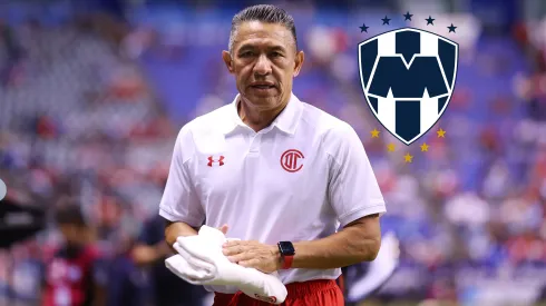 El entrenador del Toluca busca un refuerzo en Rayados de Monterrey.
