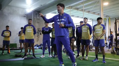 Lema trabaja para ser campeón (Pumas UNAM).