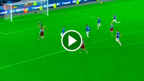 El golazo de Édson Álvarez en la Premier League