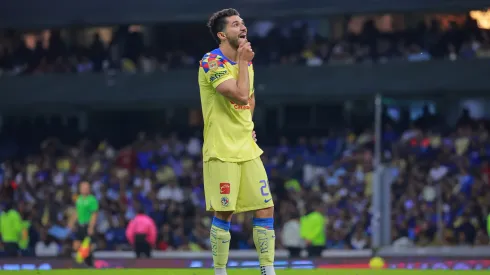 América le mete presión a Henry Martín
