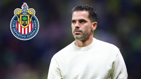 Fernando Gago gana tiempo con la victoria de Chivas
