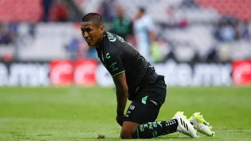 Santos Laguna anunció cuándo estará de regreso Pedro Aquino