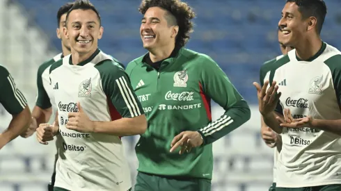 Andrés Guardado revela que no ve a Memo Ochoa titular en el Mundial
