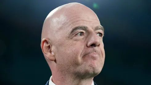 Gianni Infantino se expresó tras los cánticos discriminatorios en la Nations League 
