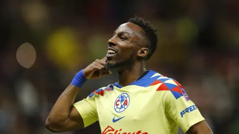 Julián Quiñones le sacará una fortuna a Chivas por racismo.