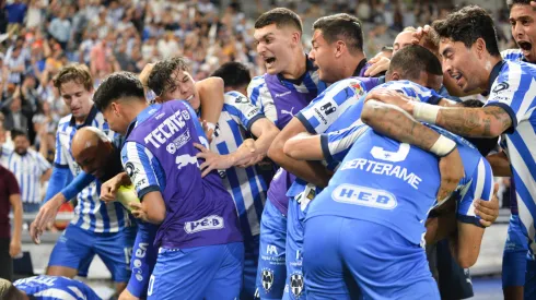 Los futbolistas de Monterrey, a puro festejo.