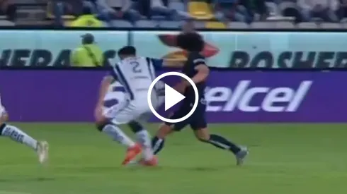 Video: el golpe de Sergio Barreto a César Huerta que todo Pumas reclamó como expulsión
