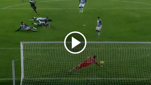 Video: la impresionante atajada de Carlos Moreno para Pachuca frente a Necaxa