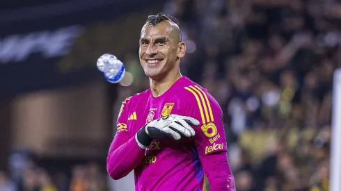 September 27, 2023, Los Angeles, California, USA: Goalkeeper, Nahuel Guzman 1 of the Tigres UANL catches a water bottle that was thrown on the field during their 2023 Campeones Cup game against the Los Angeles Football Club on Wednesday September 27, 2023 at the BMO Stadium in Los Angeles, California. Tigres defeat LAFC 4-2 on penalty kicks. ARIANA RUIZ/PI Los Angeles USA – ZUMAp124 20230927_zaa_p124_023 Copyright: xArianaxRuizx
