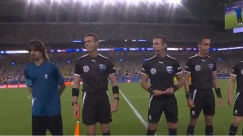 ¿Por qué apareció Danny Ocean junto a los árbitros en Argentina vs. Colombia?