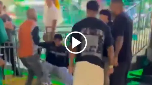 Devin Haney se mostró agresivo con un trabajador en una feria.