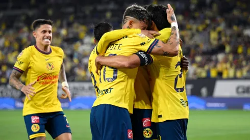 Los jugadores de América, a puro festejo.