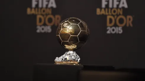 El próximo Balón de Oro tendrá dos ausencias históricas<br />
11 01 2016 Football Award FIFA World footballer 2015 Balloon D Or 2015 in Congress Centre Zurich Switzerland Press conference World footballer men The Trophy the Golden Football PUBLICATIONxNOTxINxSUI
