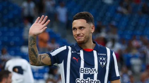 Lucas Ocampos, fichaje estrella de Rayados, aún no ha podido entrenar con el equipo de Demichelis
