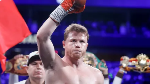 Canelo Álvarez fue ignorado por una leyenda del boxeo.
