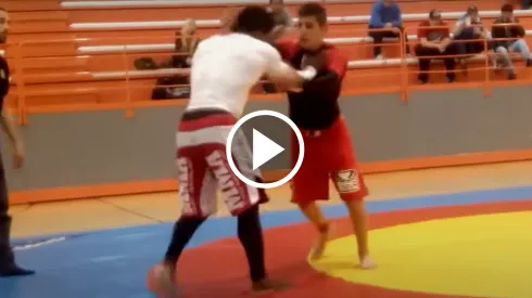 Ilia Topuria demostrando sus habilidades desde muy joven.