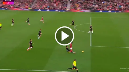 Edson Álvarez fue expulsado en la Premier League