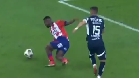 El penalti a favor de Atlético San Luis que todo Rayados reclamó en la semifinal del Apertura 2024