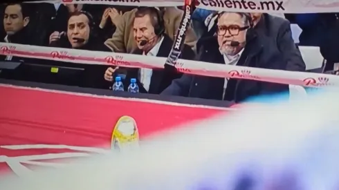 Julio César Chávez no escondió su sorpresa al nocaut que sufrió Jaime Munguía.