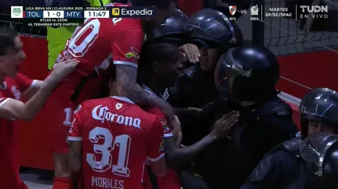 Helinho abrió la cuenta para los 'Diablos Rojos'.