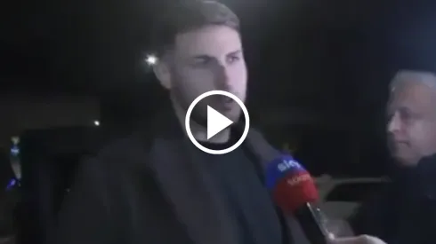 Santiago Giménez firmará su contrato con AC Milan en las próximas horas.