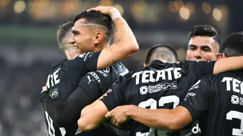 Los jugadores de Monterrey, a puro festejo.