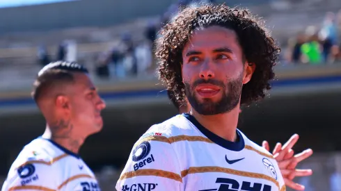 El Chino enfrentó a las Águilas cinco veces como jugador de Pumas UNAM.