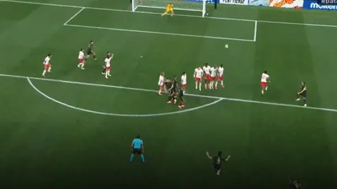 Raúl Jiménez marcó el 2-0 de México ante Canadá por la CONCACAF Nations League