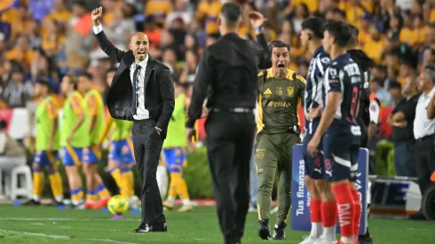 Rayados tomó una decisión con Pizarro