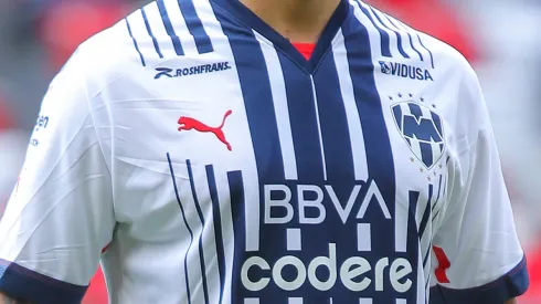 Un ex futbolista de Monterrey quiere volver a México.