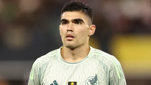 Johan Vásquez con la Selección Mexicana