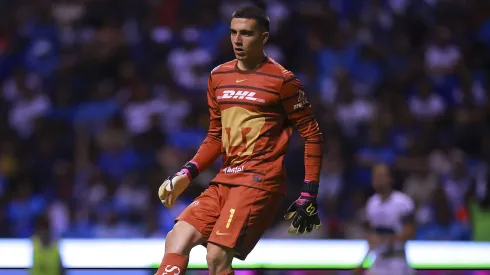 Álex Padilla se puede ir de Pumas UNAM