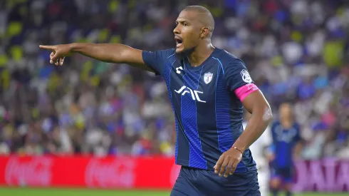 Salomón Rondón se va de Pachuca