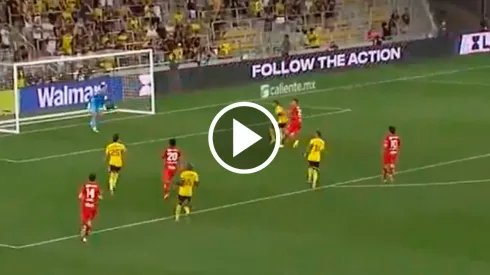 Paulinho brilló en la noche del Lower Field.