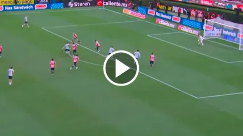 Paradela y una definición sensacional en Guadalajara.
