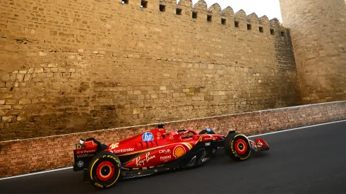 Ferrari en el circuito callejero de Baku