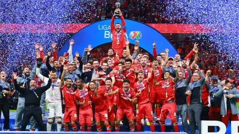 El proyecto deportivo del Toluca, al borde de la cornisa.