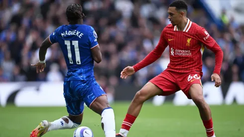 Chelsea buscará bajar a Liverpool, el líder.