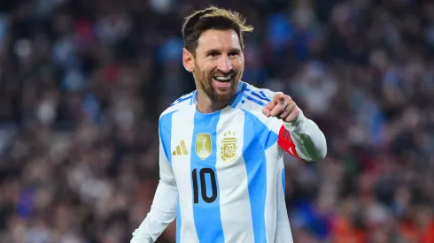Lionel Messi marcó con la Selección Argentina y reavivó la carrera con Cristiano Ronaldo por llegar a los 1000 goles